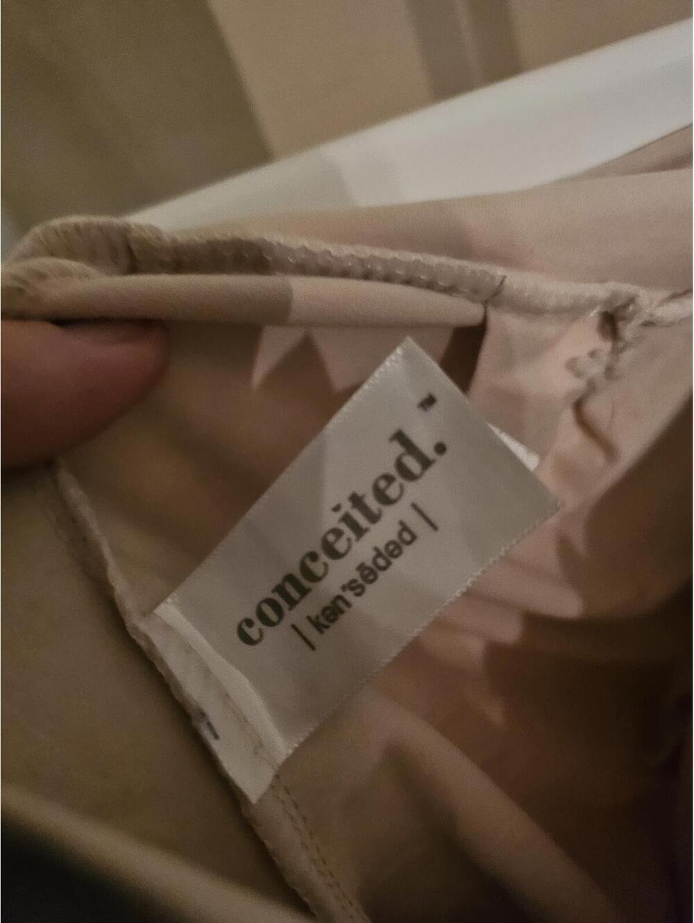 Shorts Womens Conceded L/XL Lightweight beige Shorts See Pics Color And Style - Picture 2 of 2